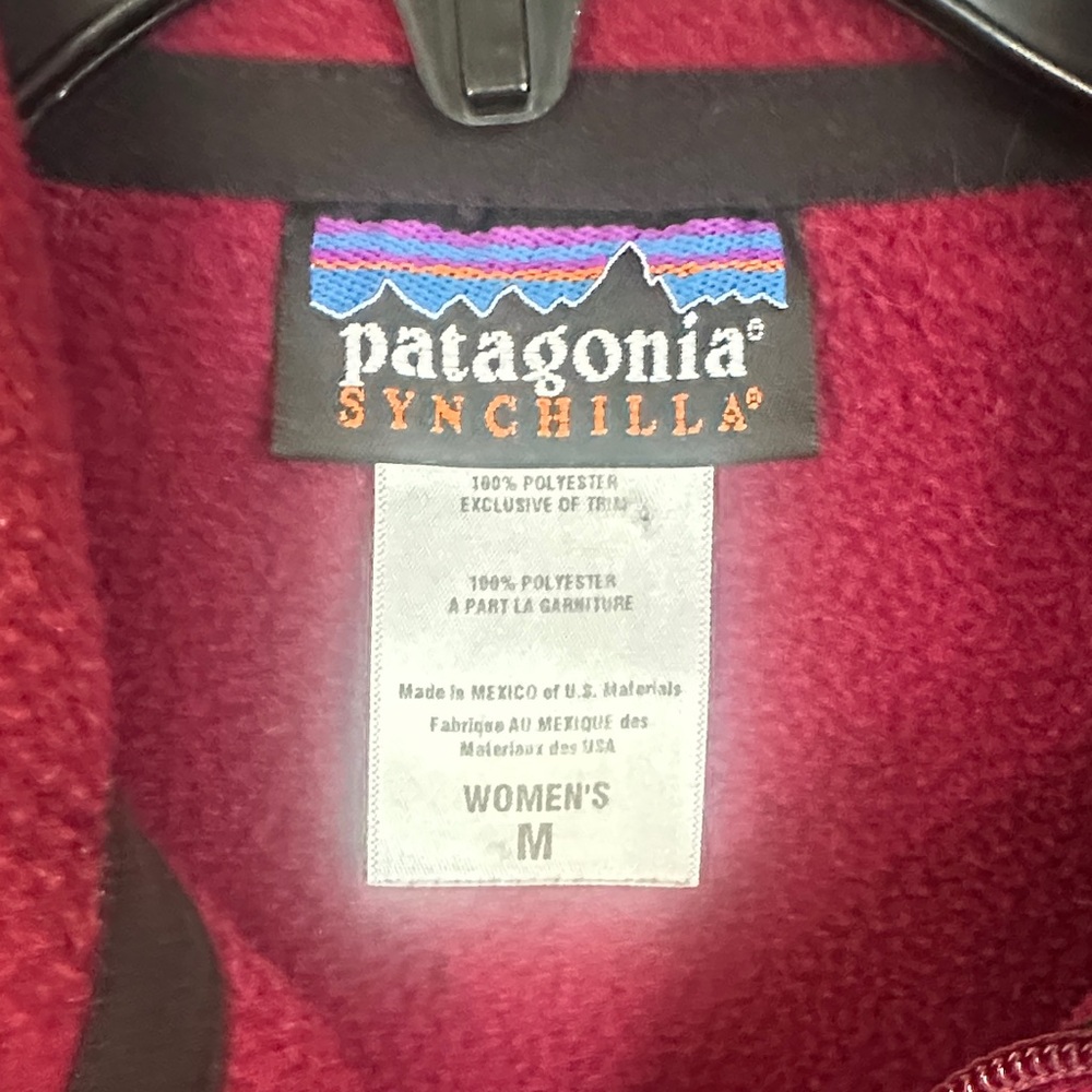 Patagonia New Belgium Brewing Burgundy Fleece Vest with Zipper Pockets - Picture 4 of 4